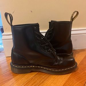 Dr Martens Classic Leather Black Boot Mens Size 7